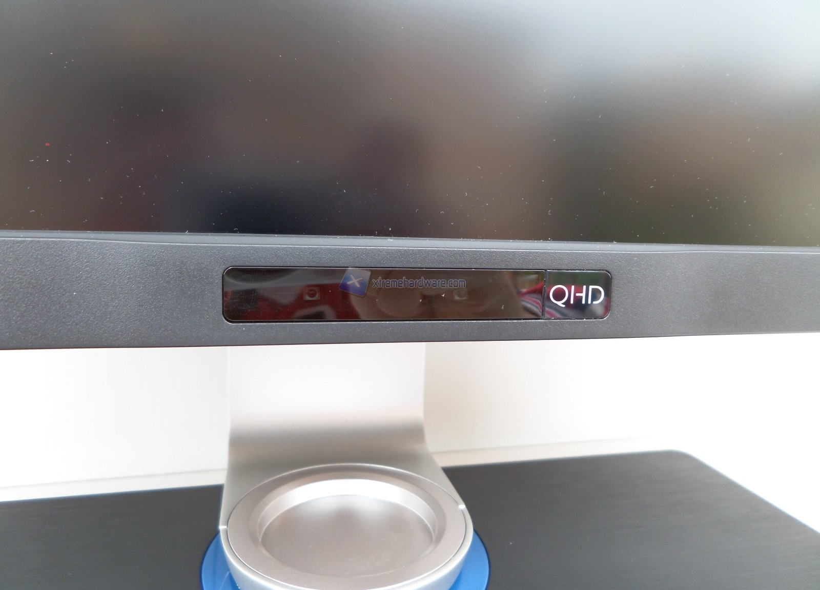Monitor 06