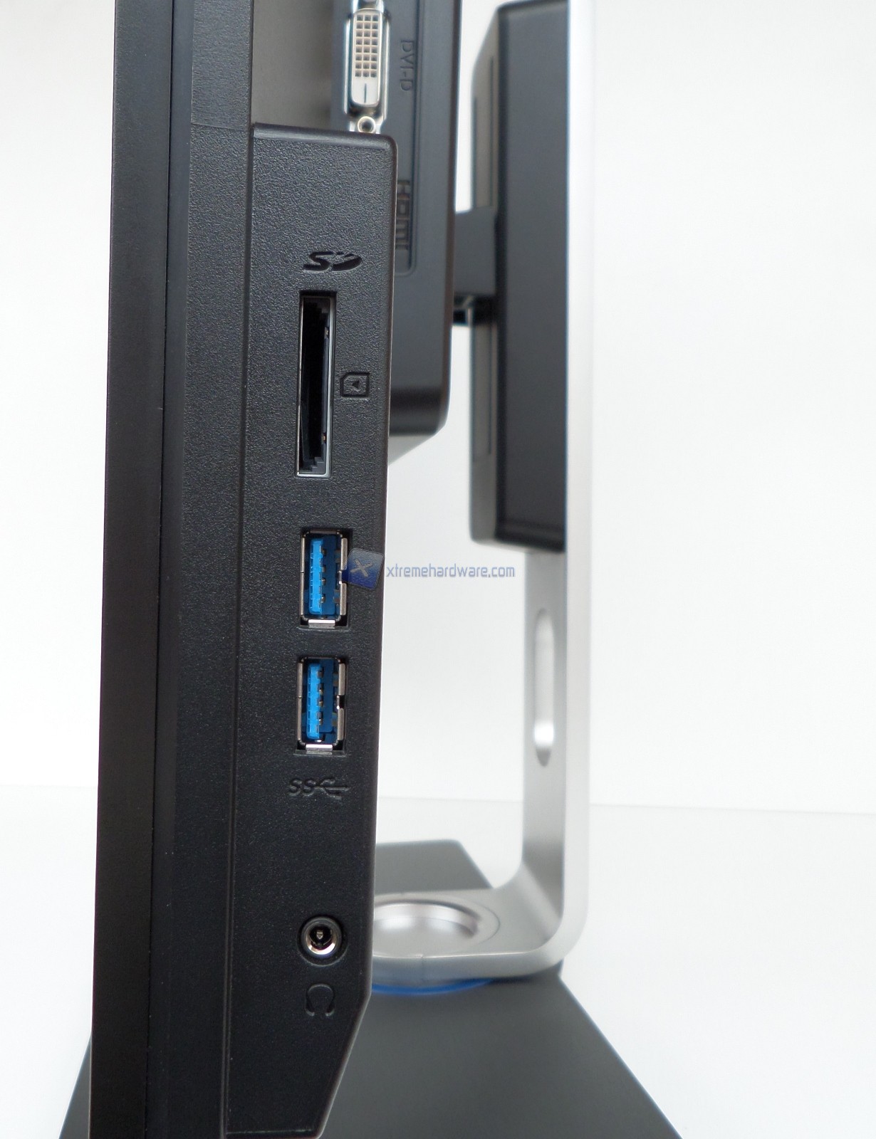Monitor 11